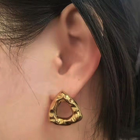 Pendientes Triángulo Oro - (Acero Quirúrgico Waterproof)