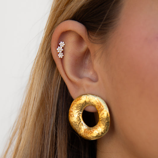 Pendientes Triple Flor Plata - (Plata de Ley 925) - Mimiló