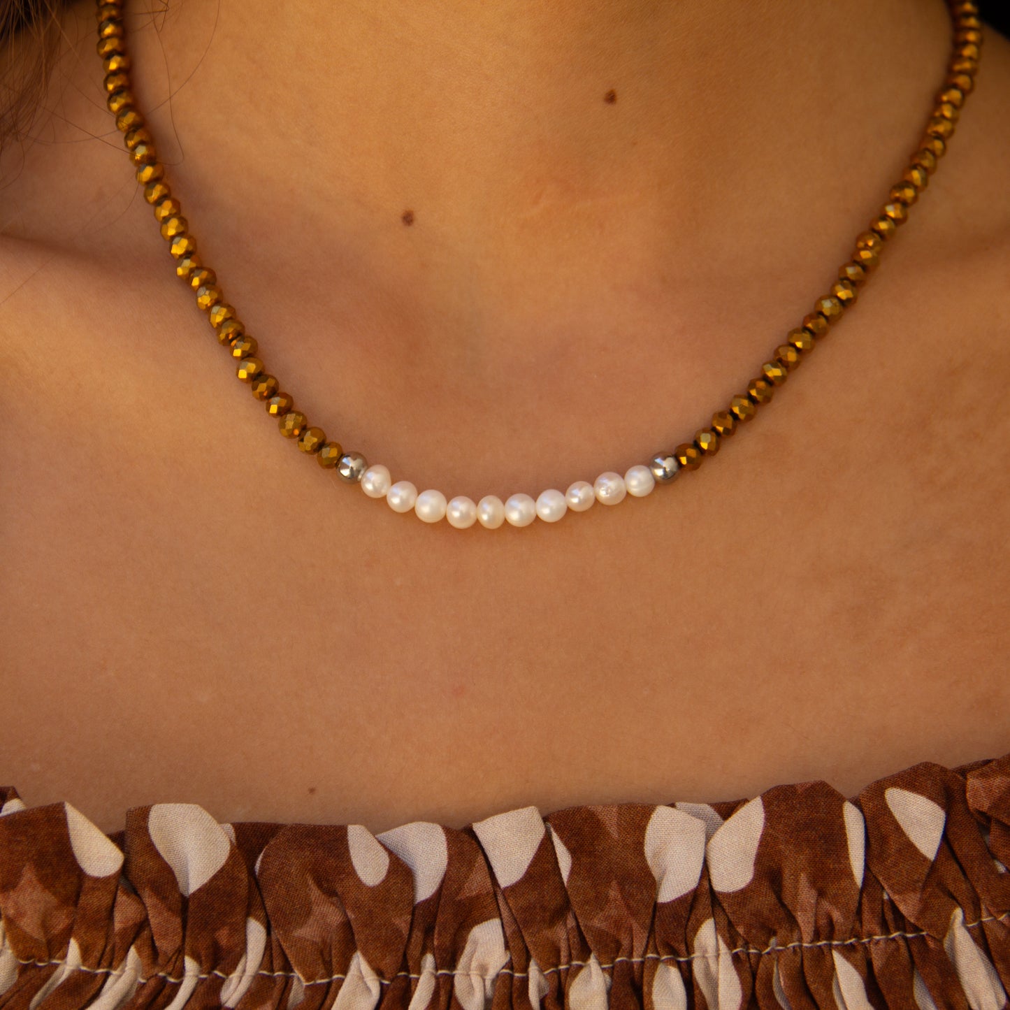 Collar Color-Perlas Dorado - (Acero Quirúrgico Waterproof)