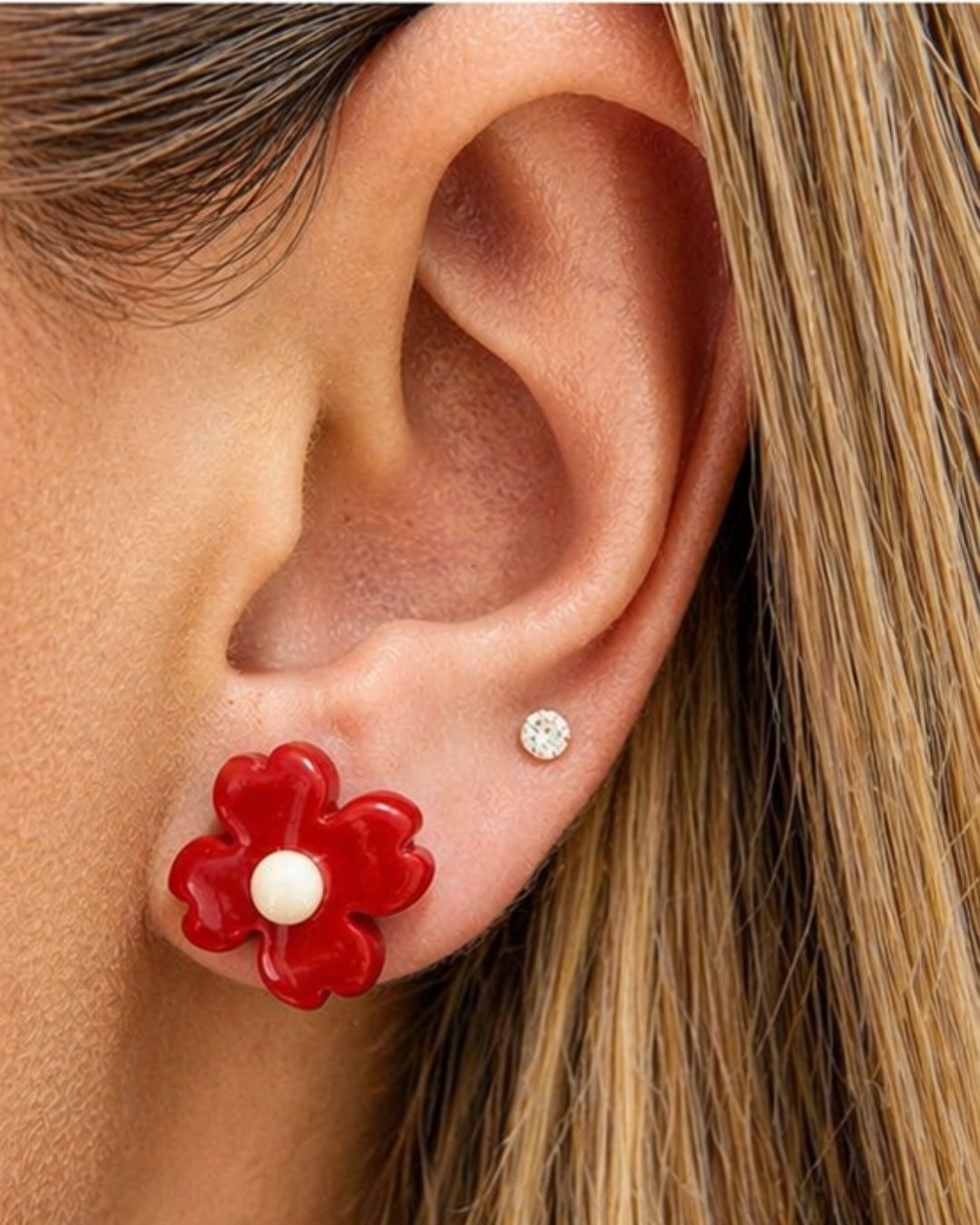 Flor Pequeña Piedra Natural Roja 14MM - (Plata de Ley 925)