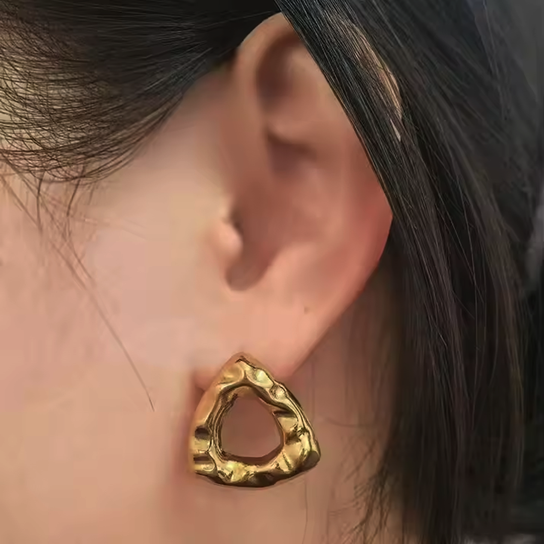 Pendientes Triángulo Oro - (Acero Quirúrgico Waterproof)