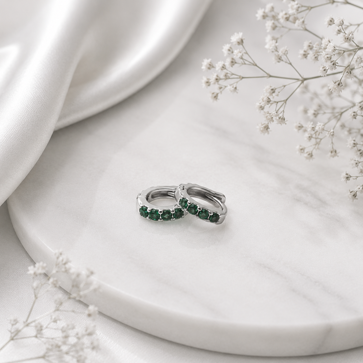 Pendientes Mini Aro Plateado Verde 5mm - (Plata de Ley 925) - Mimiló
