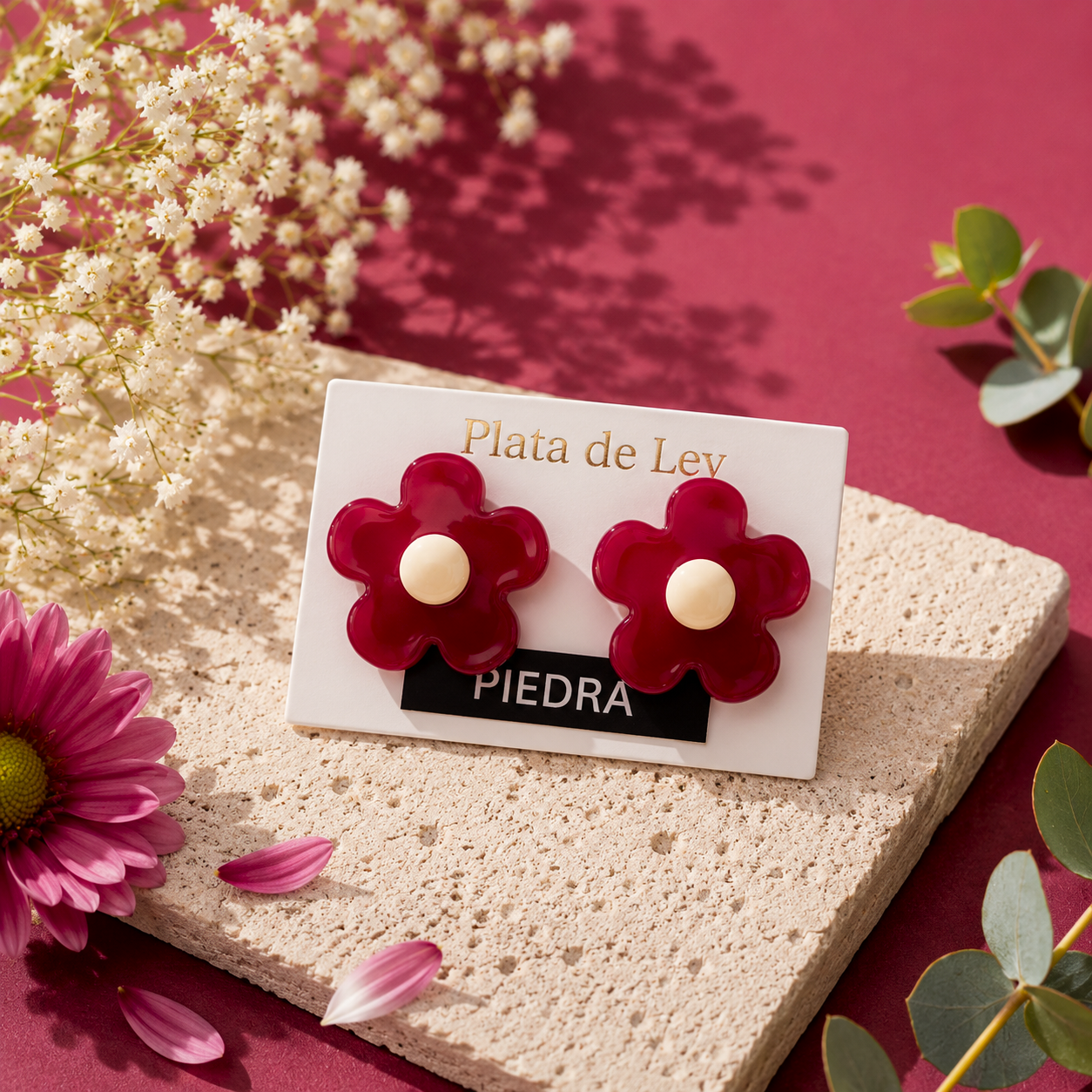 Flor Pequeña Piedra Natural Roja 14MM - (Plata de Ley 925)