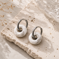 Pendientes Chimo pequeño Blanco Aro Plata - (Acero Quirúrgico Waterpoof) - Mimiló