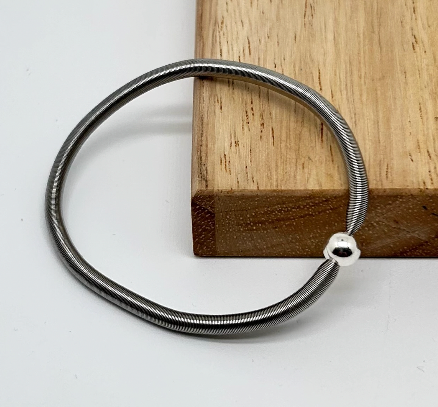 Pulsera Dominó Bola De Plata Color Plata 6mm - Acero Quirúrgico - Mimiló