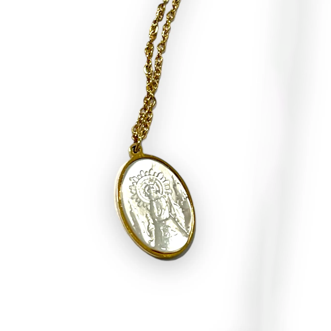 Collar Virgen Del Pilar Nácar - (Acero Quirúrgico Waterproof) - Mimiló